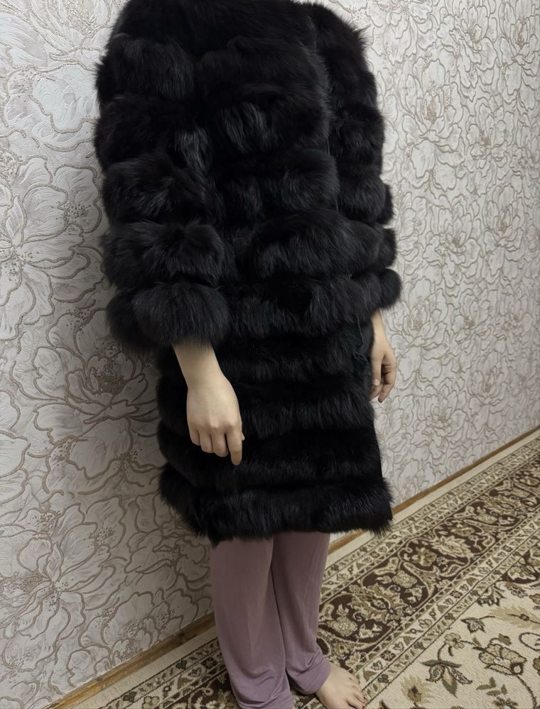 Продам шубу песцовую