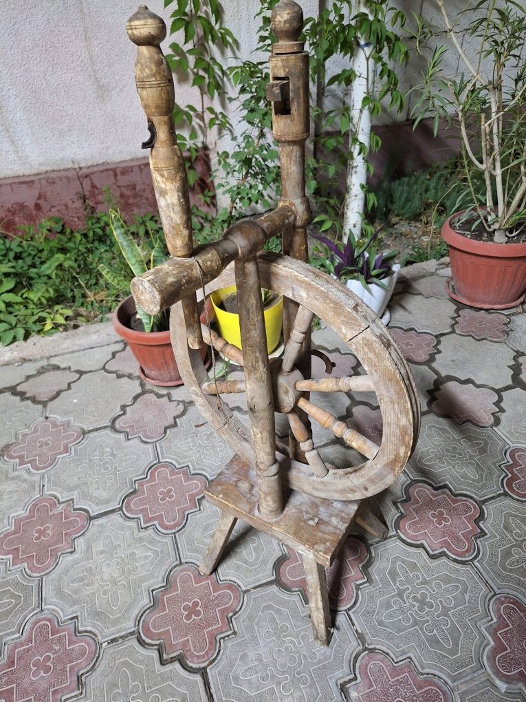 Прялка старинная СССР