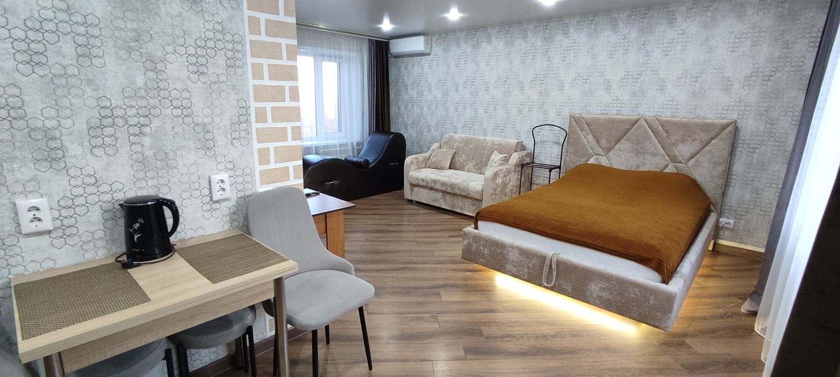 Сдам квартиру с кондиционером  класса *VIP* центр