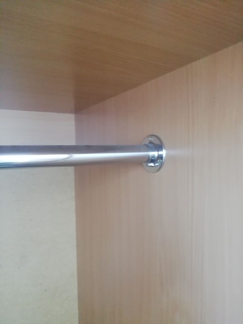 Продам глубокий плательной шкаф