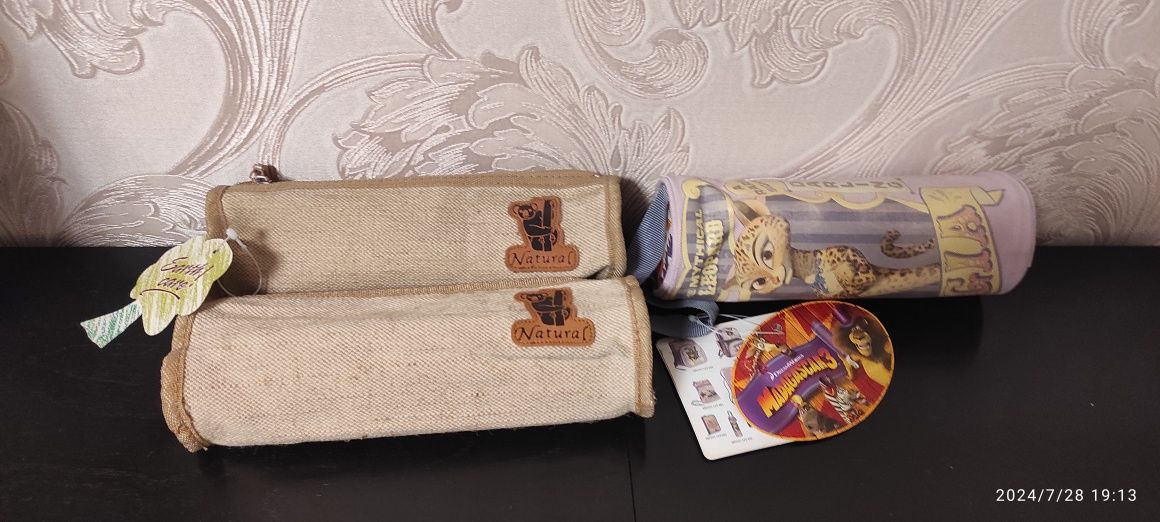 Продам пеналы из бамбука для канцелярии.