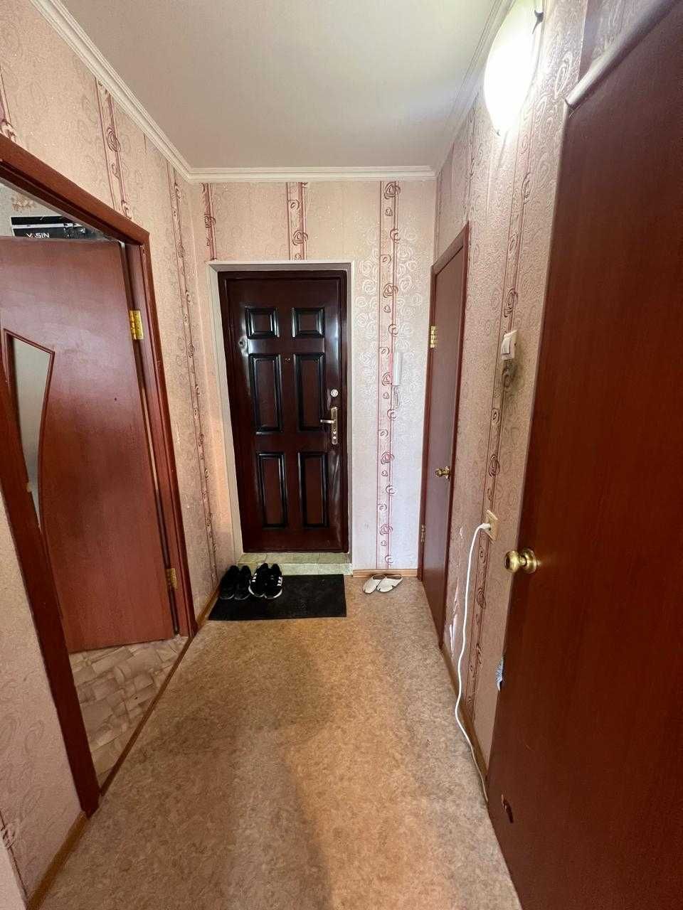 Продам 1 комн.квартиру на 8 мкр