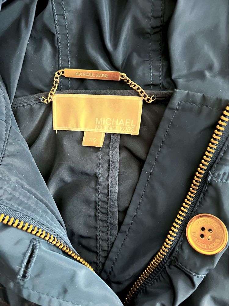 Брендовая приталенная ветровка Michael Kors XS США темно-синяя