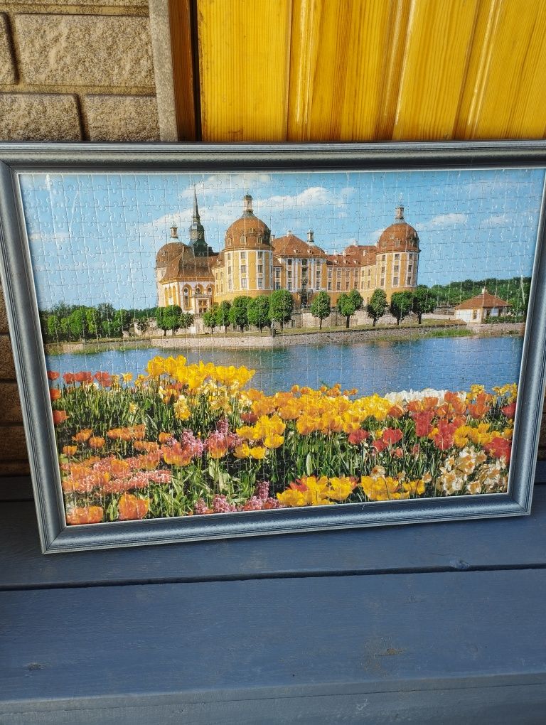 Картина из пазл в рамке