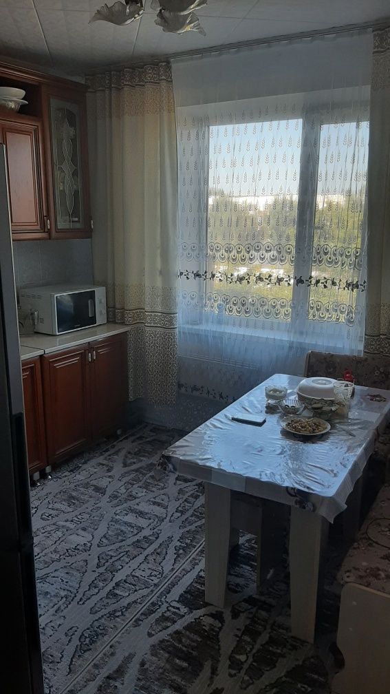 Продам 3х комнатную квартиру на юности