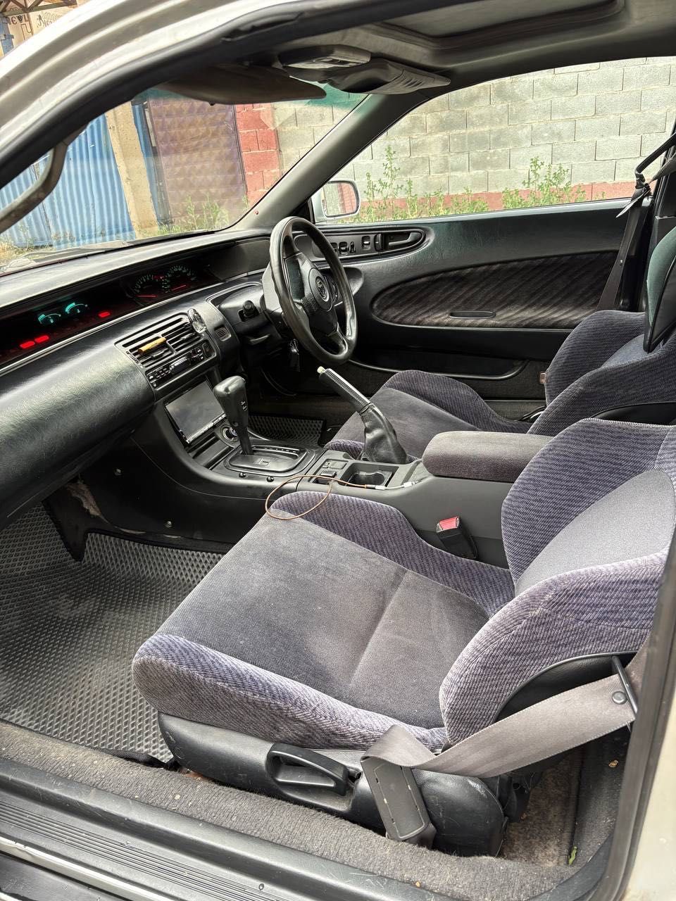 Автомобиль Honda Prelude 4