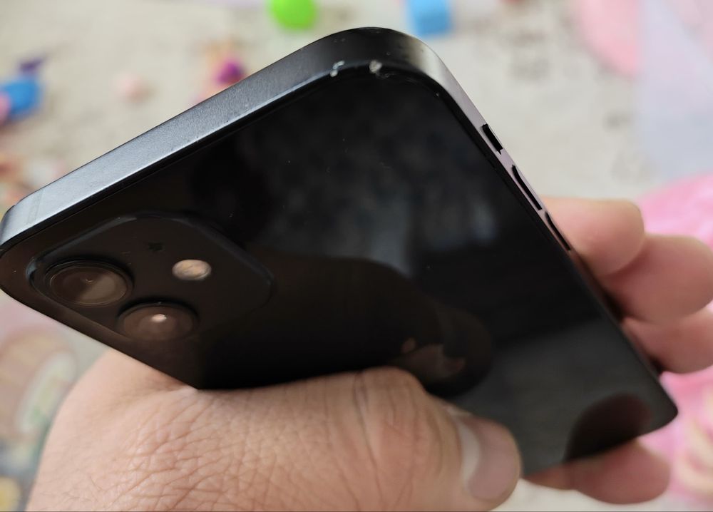 iPhone 12 , память 128gb , черного цвета