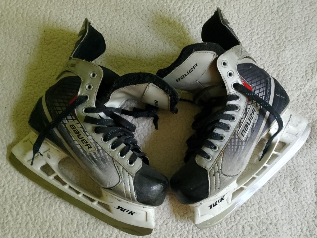 Продам Коньки bauer