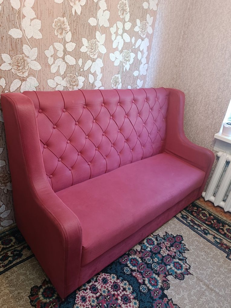 Продам диваны  не дорого
