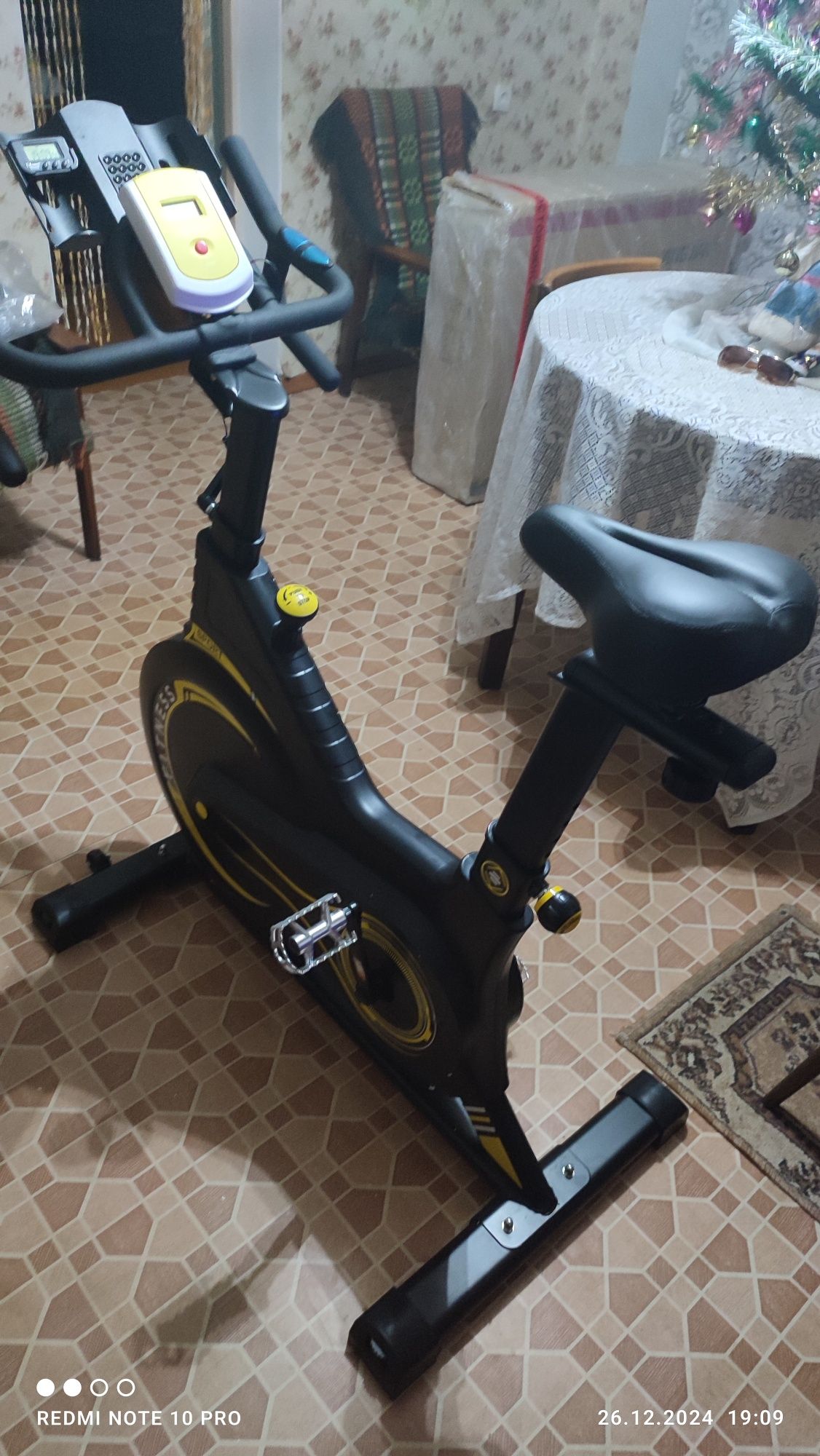 Велотренажёр Spin baik грузоподъемностью до 150 кг