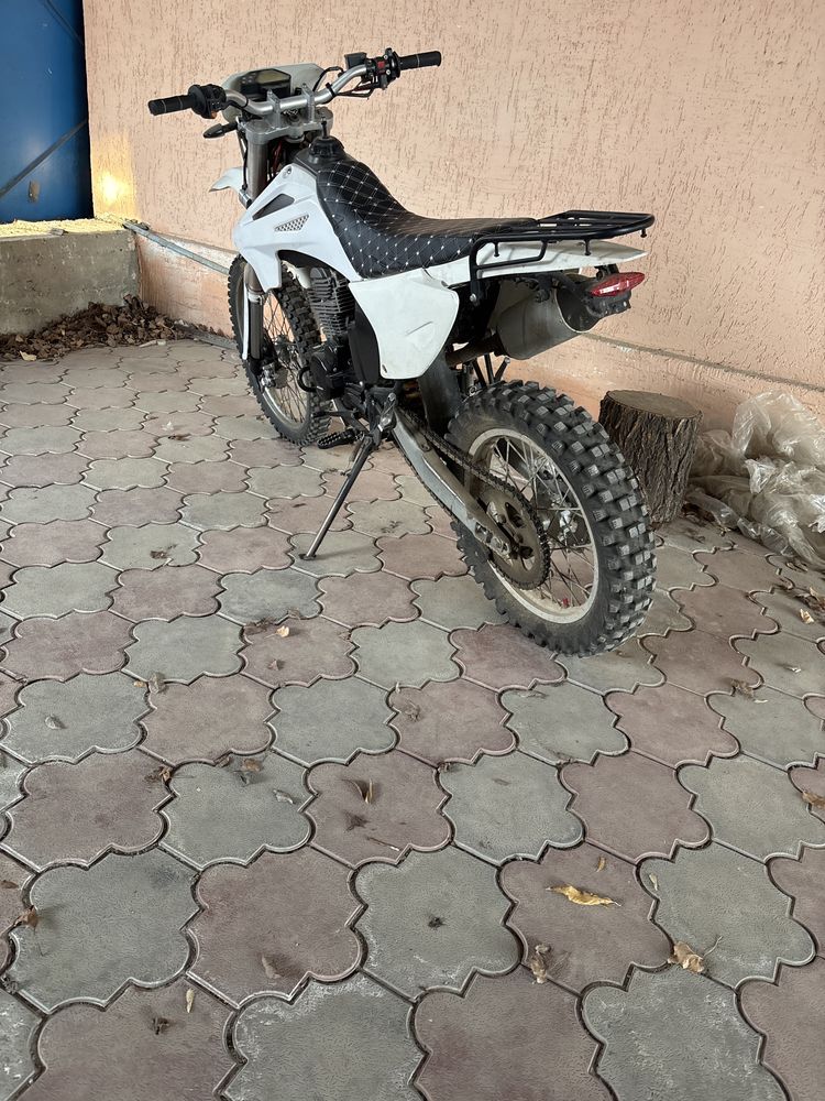 Эндуро zongshen 172FMM