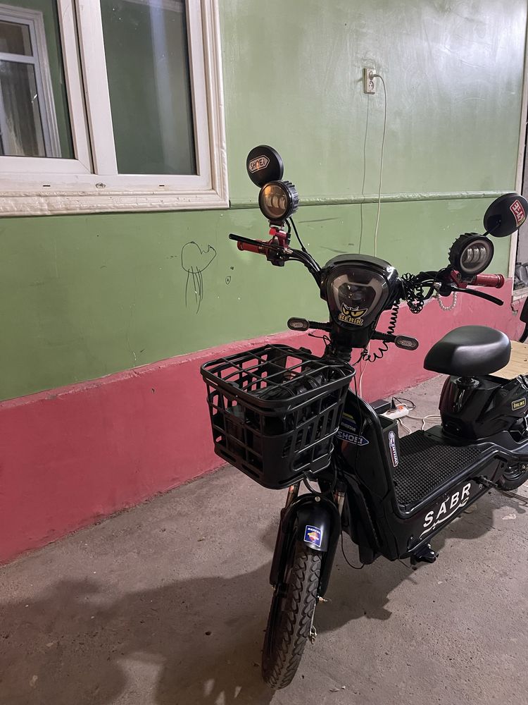 Продается элетроскутер