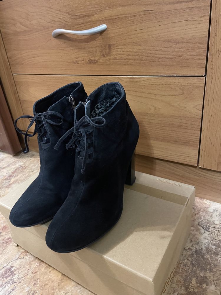 Продам ботильоны