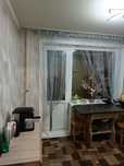 Продам 1-комнатную квартиру 1988 г.п. с большой кухней , 20 мкр
