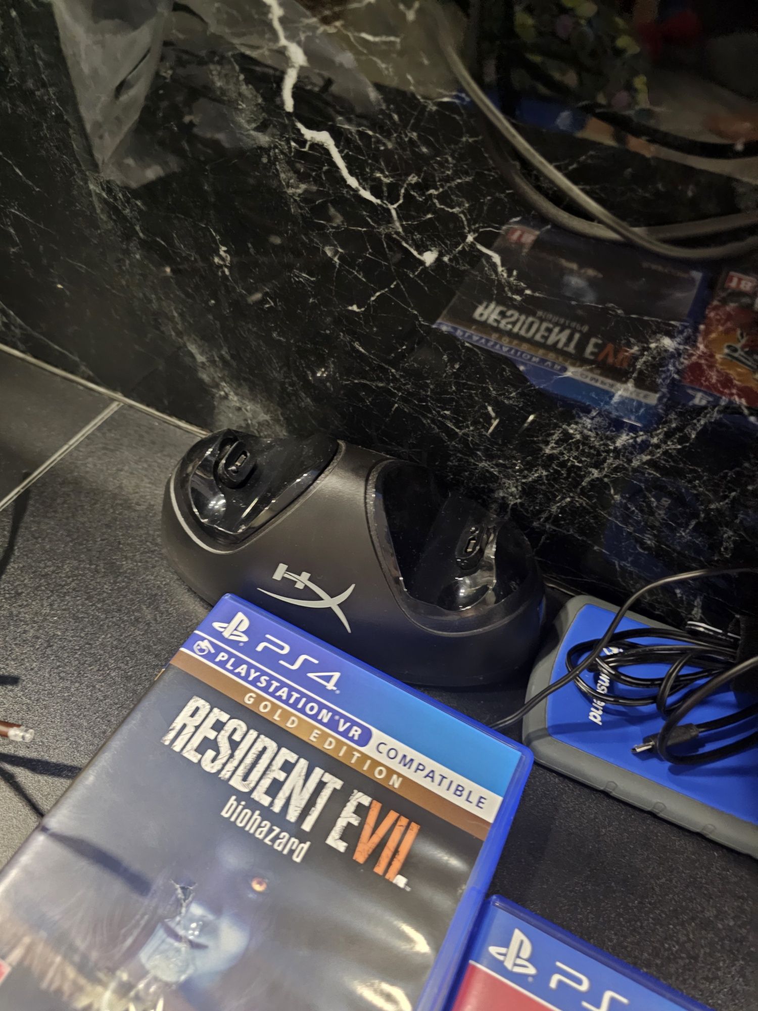 Playstation 4 (500 гб ,) + VR + джойстики
