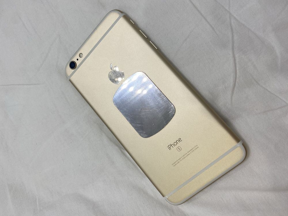 Продам iPhone 6s Plus