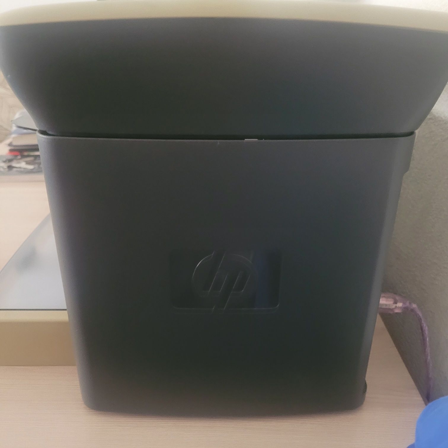 Продам б/у принтер HP