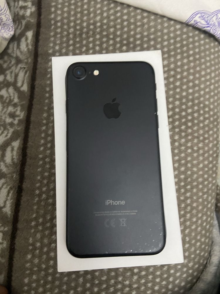 Iphone 7s с коробкой