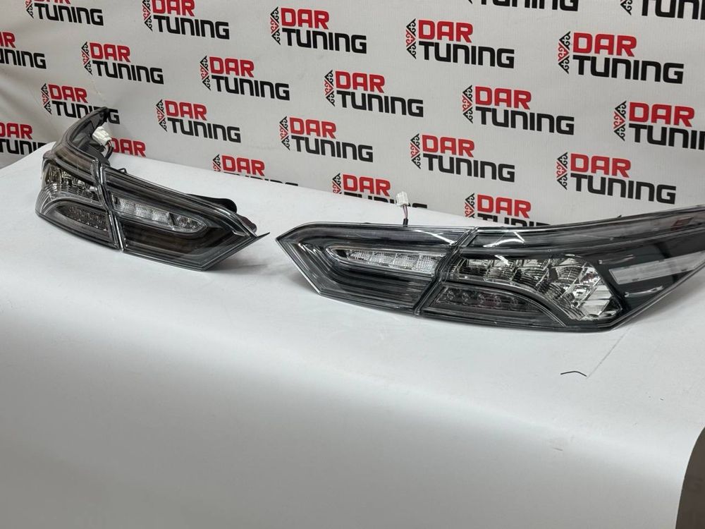 Фонари Toyota Camry 70 black onyx