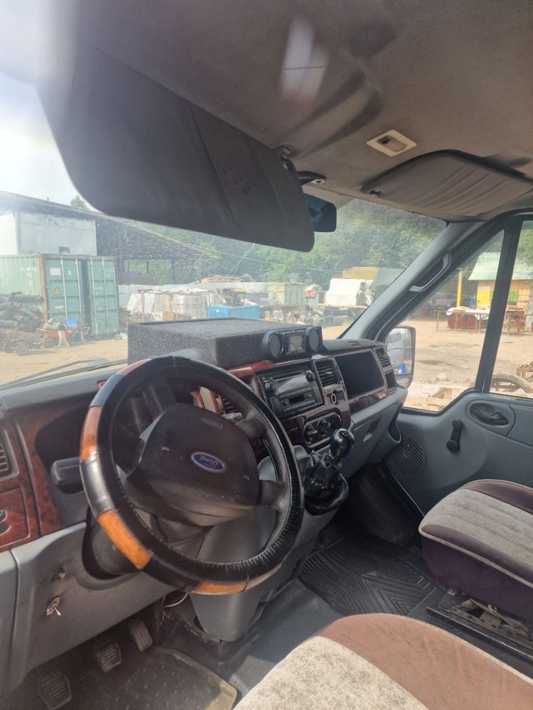 Аренда автобуса Ford Transit