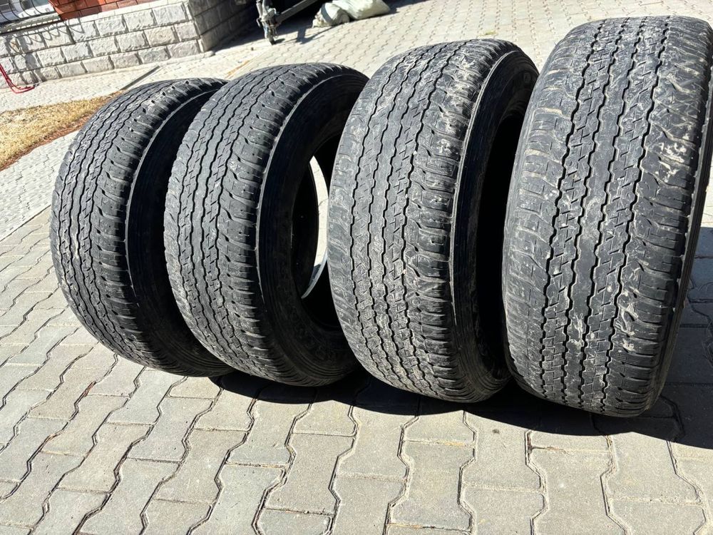 Продам Резину 265/60/18