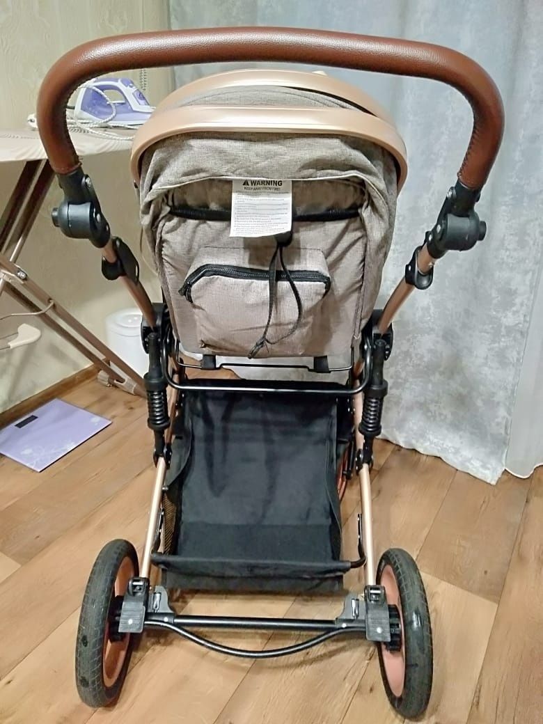 Продаётся коляска Teknum в хорошем состоянии
