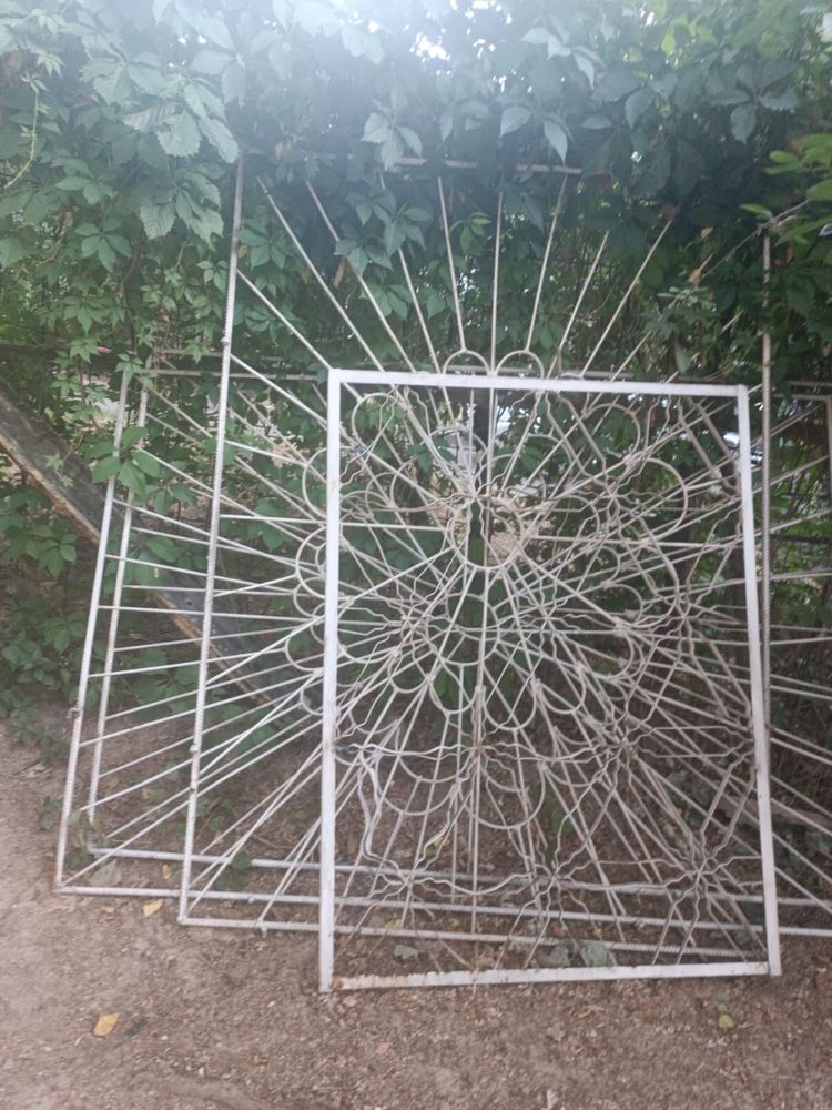 Продам решетки на окна