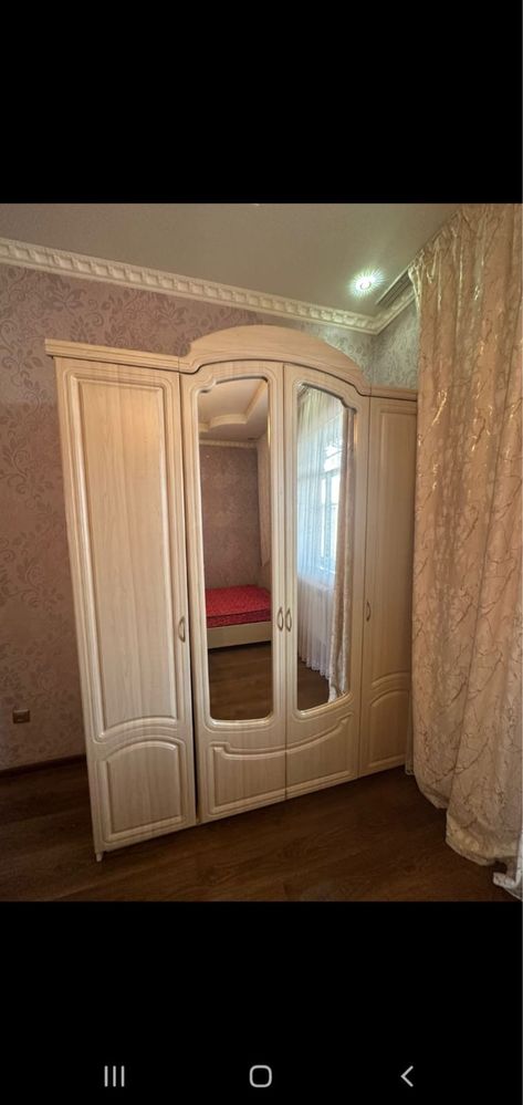 Спальный гарнитур