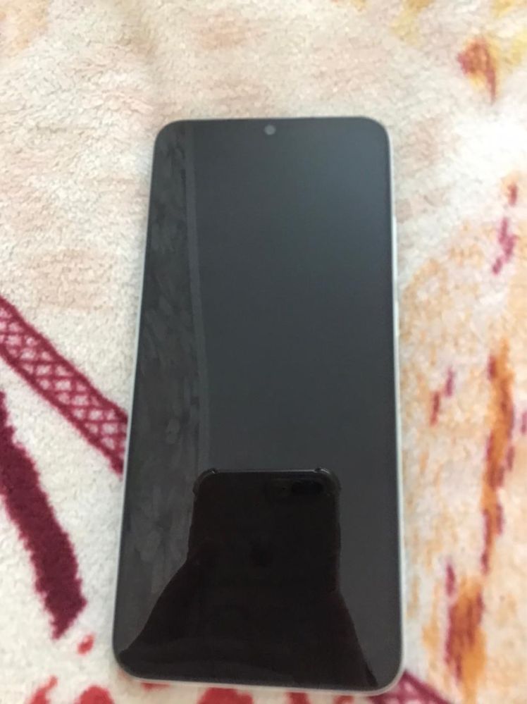 Продам телефон Redmi 2A+