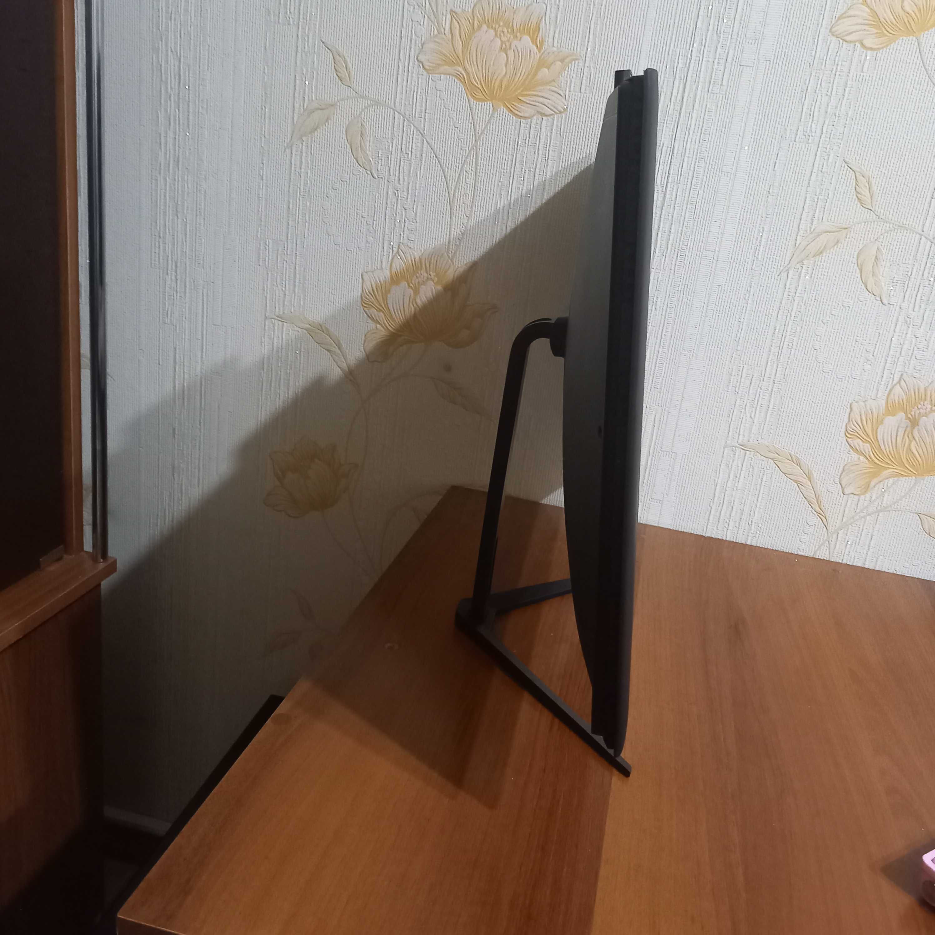Моноблок Maxal 24"/i5/3gen/8gb/500gb/intelHD/Для работы и интернета.