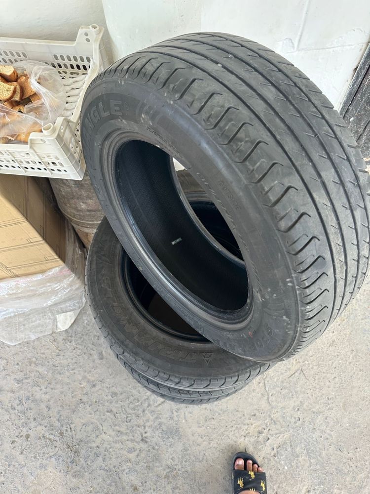 Летний шины 215/60/R16