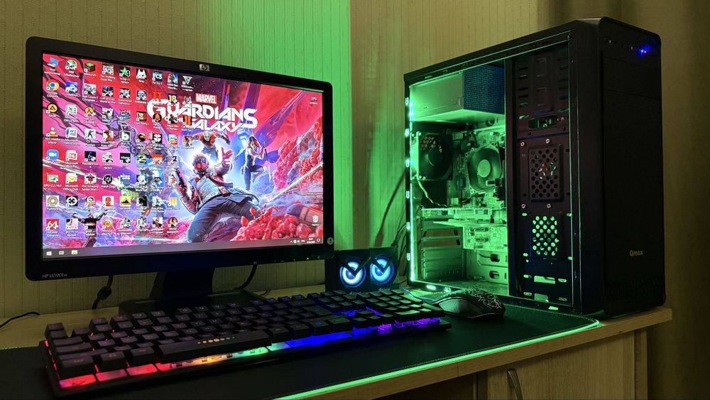 Игровой компьютер Core i5/8GB/HDD/R7-250 + 19 дюйм монитор/ЦЕНА ЗА ВСЁ