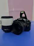 Nikon 3200 с хорошим состоянием, с двумя объективом