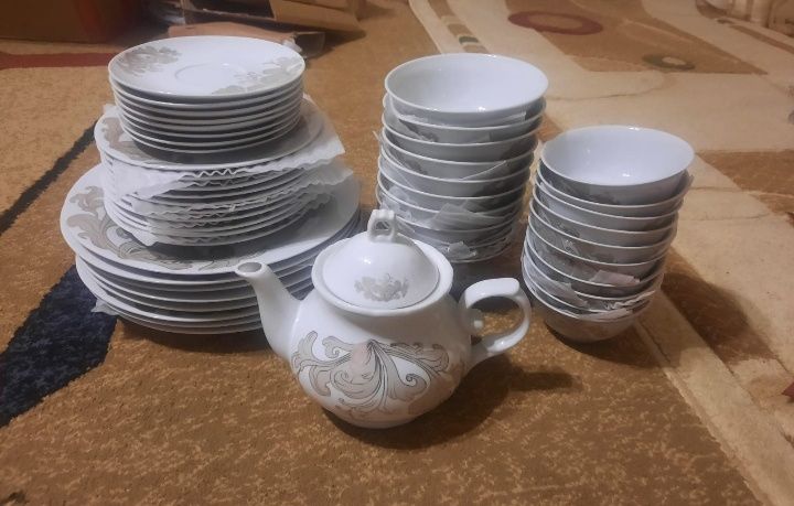Продам сервисы в комплекте. Состояние новая