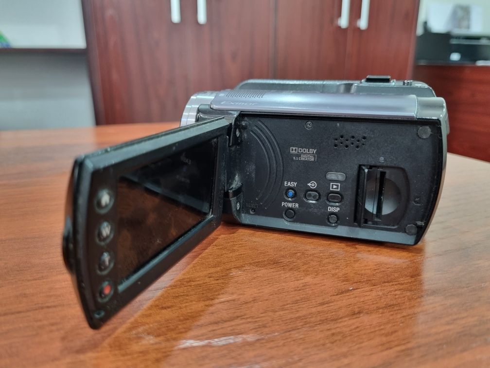 Видеокамера SONY HDR - CX100