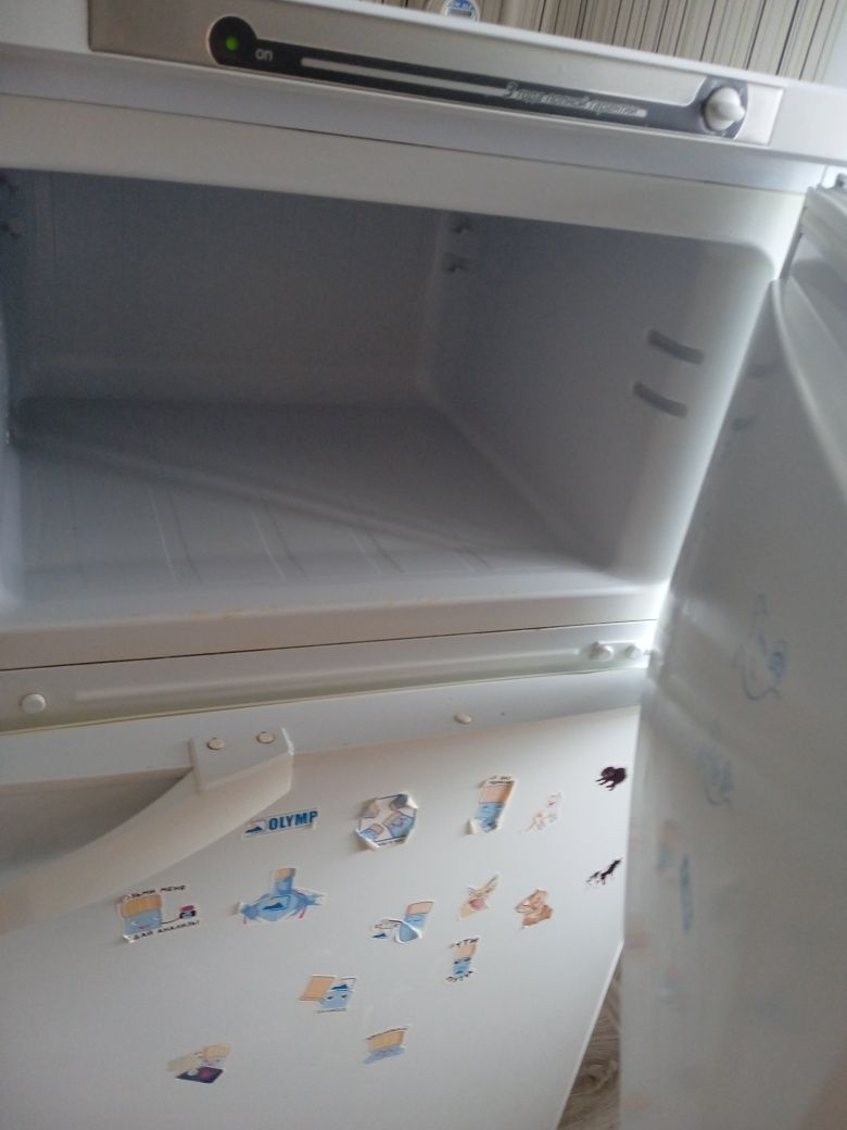 Продам холодильник марки индезит