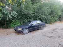 Мерседес w124 на авторазбор