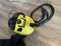 Моющий пылесос Karcher sv7