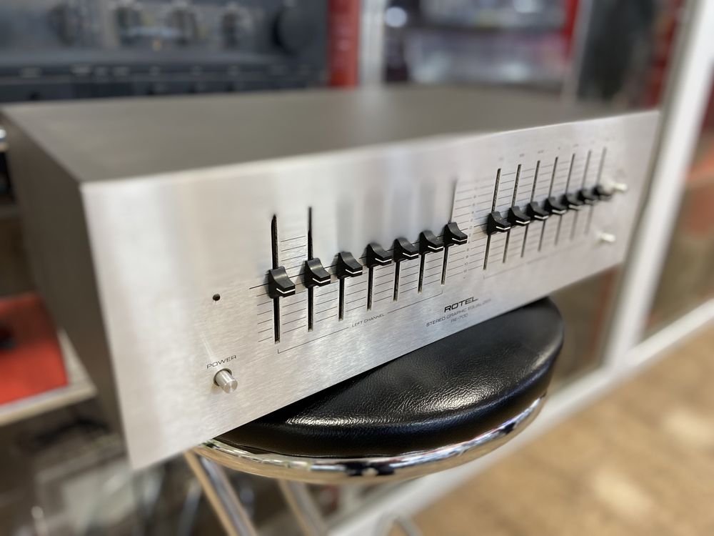 Усилитель Rotel RA350 и Эквалайзер Rotel RE700 Hi-Fi