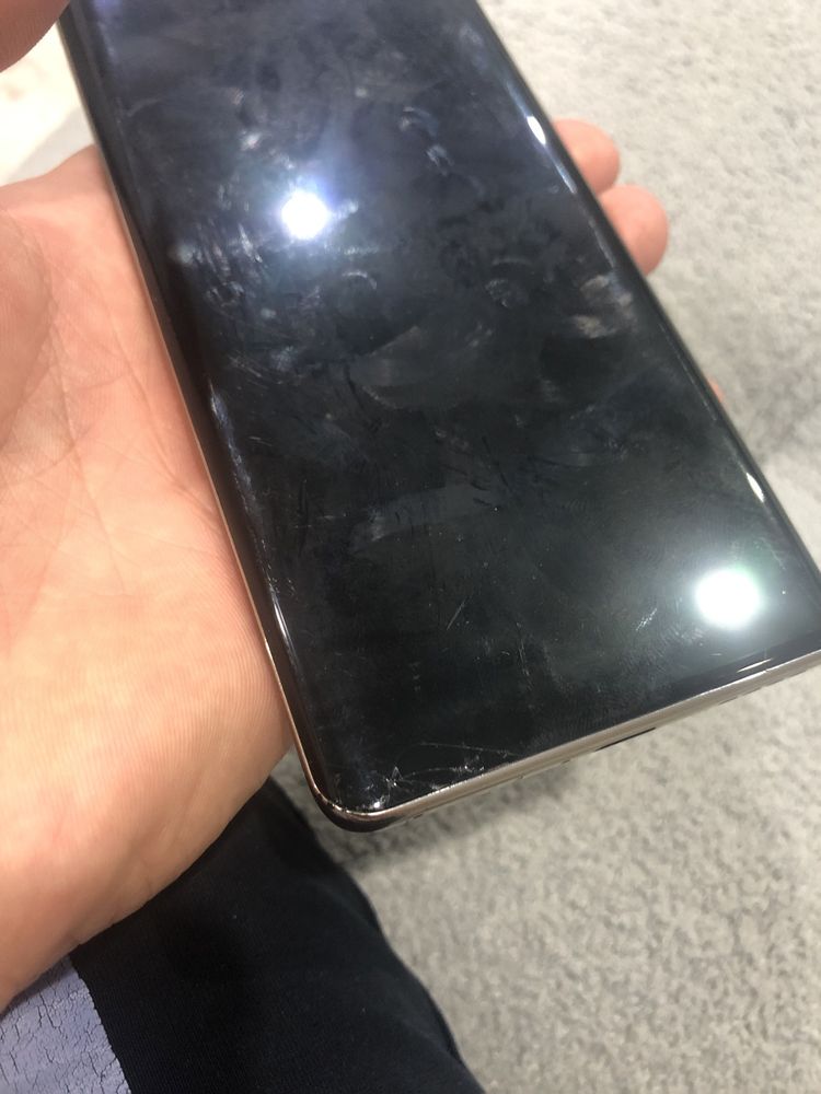 Infinix ZERO 30.
