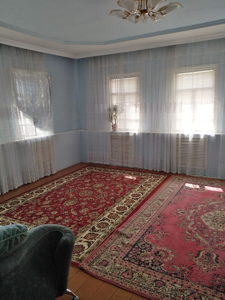 Продам дом в поселке Аулиеколь, 100 м2, отдельный благоустроенный