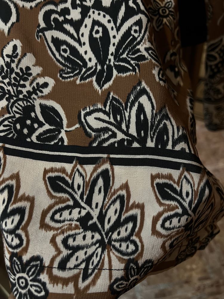 Продам костюм женский летний