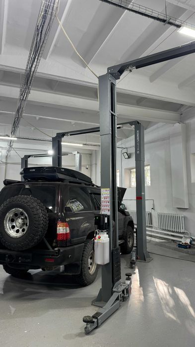 Авто-подъемник TLT235SC (ЕВРОПА) УЦЕНКА Автоподъемник