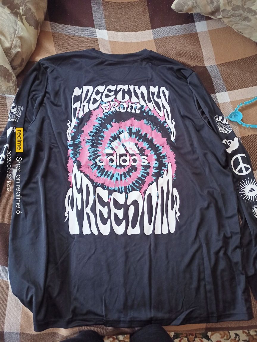 Продам Оригинал adidas кофта