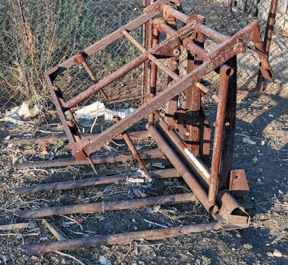 Продам трактор Т-25