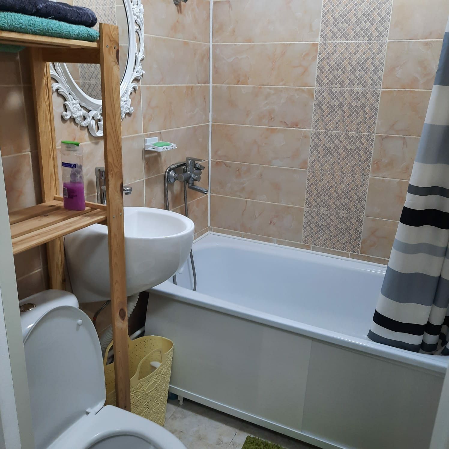 Сдается 1-ком кв Люкс в центре, на 45м
