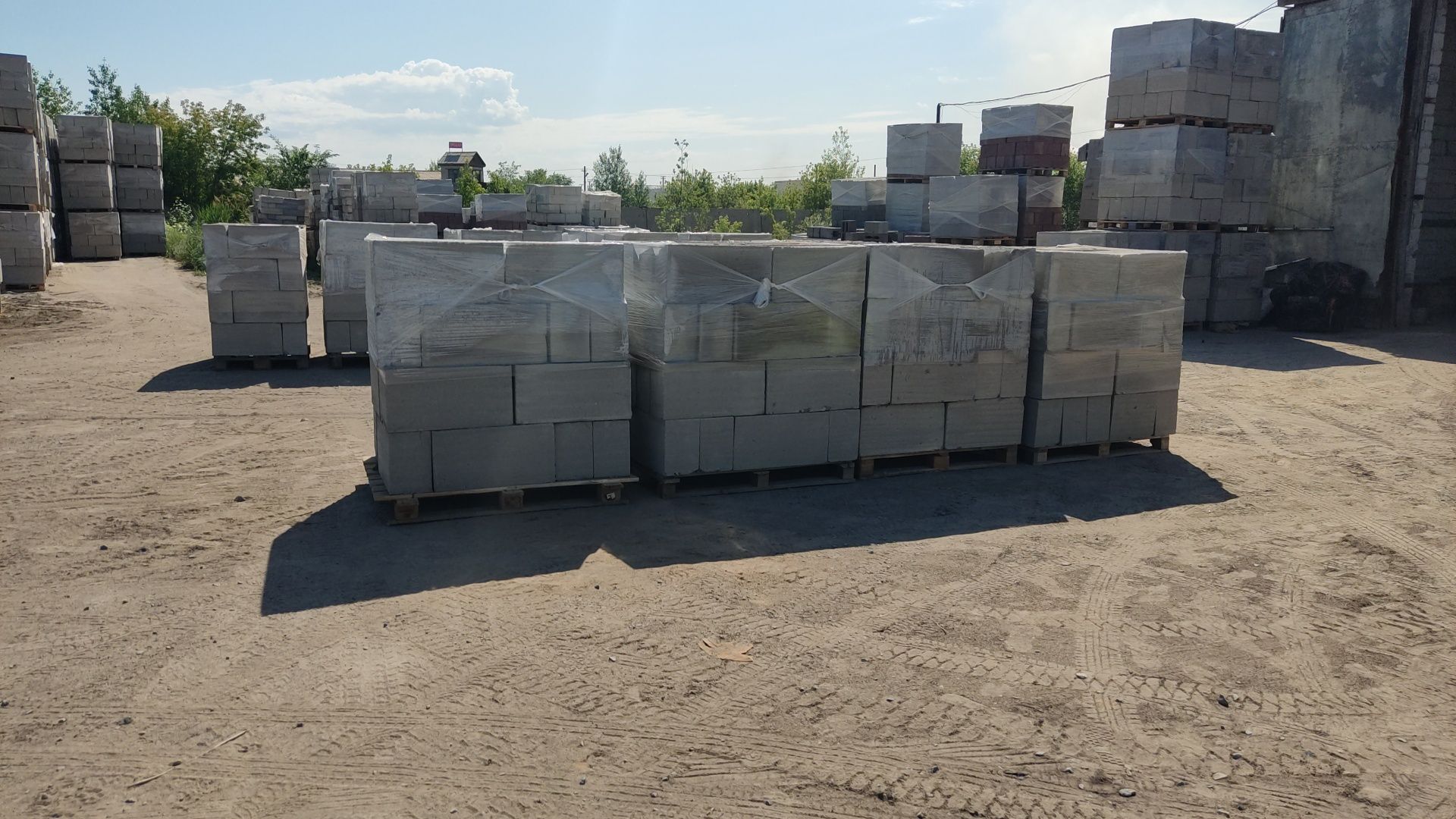 Газоблок кирпич армированный пропаренный г. Павлодар