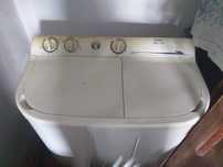 Продам стиральную машинку Haier .