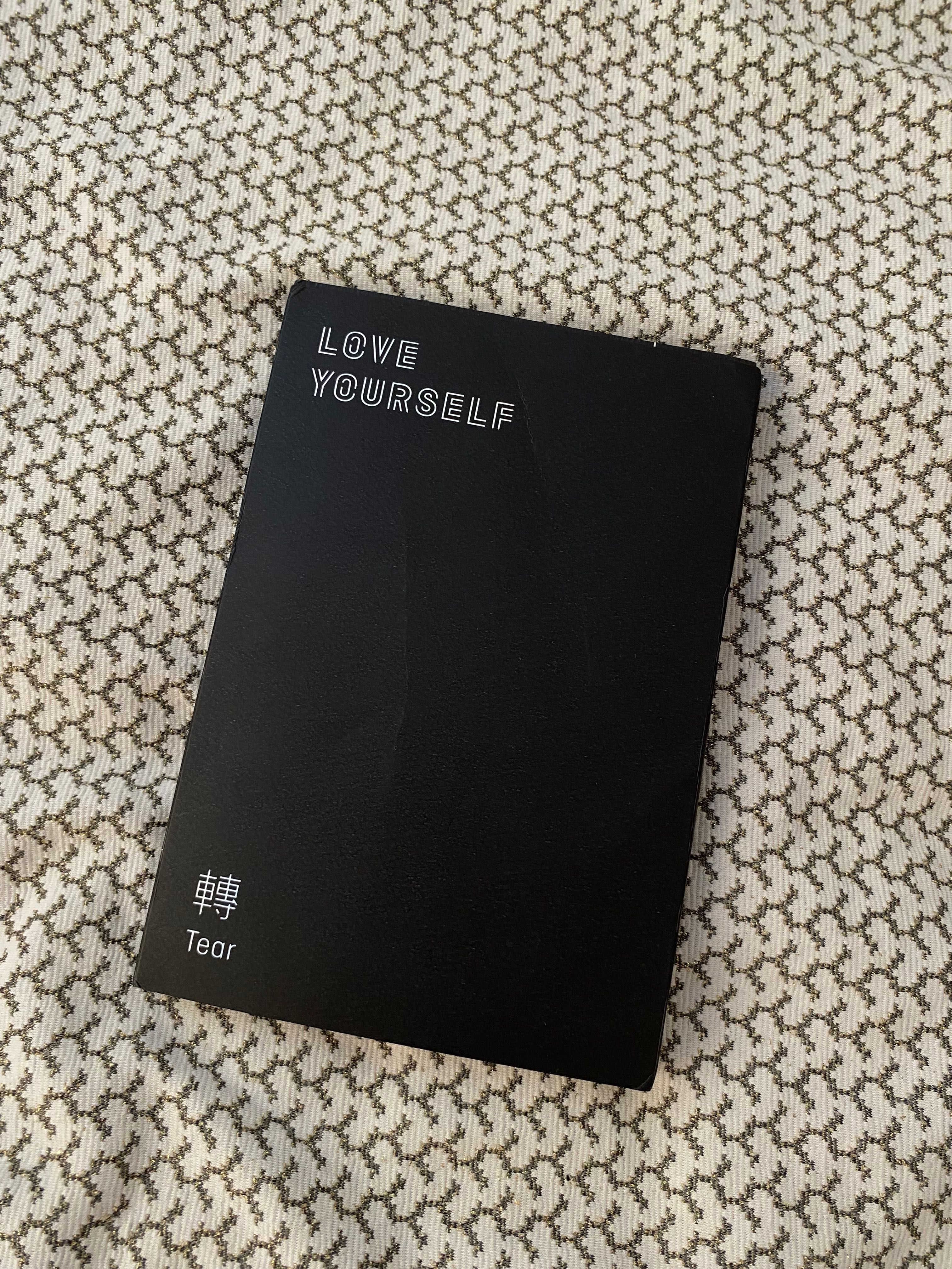 Альбом BTS Love yourself tear