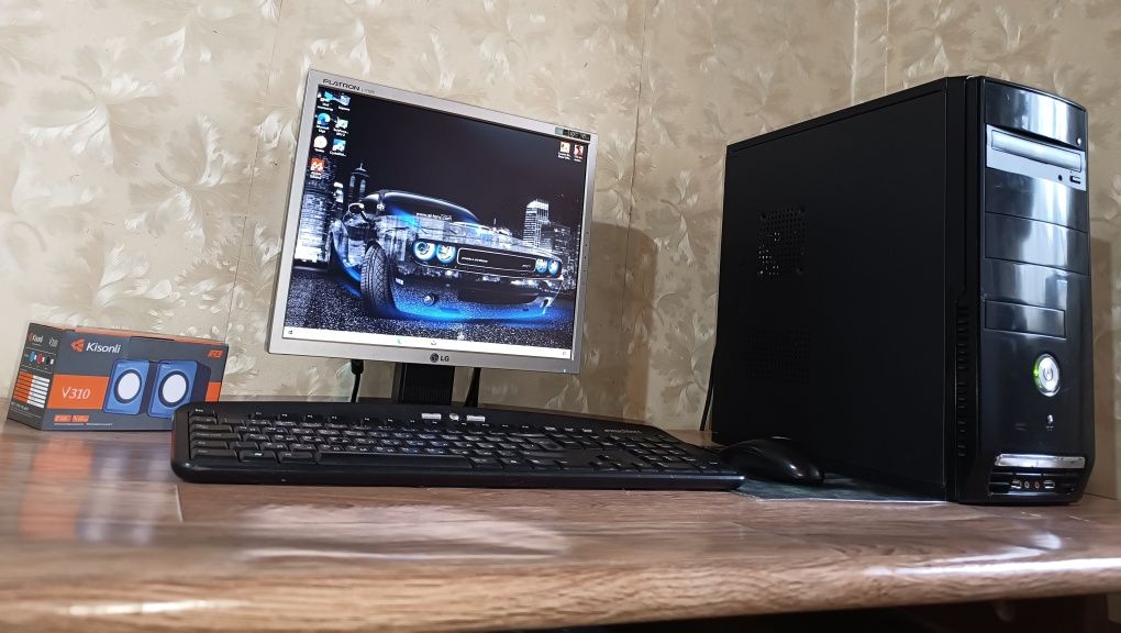 Компьютер 2-х ядерный в полном комплекте Intel Core 2 Duo с монитором.